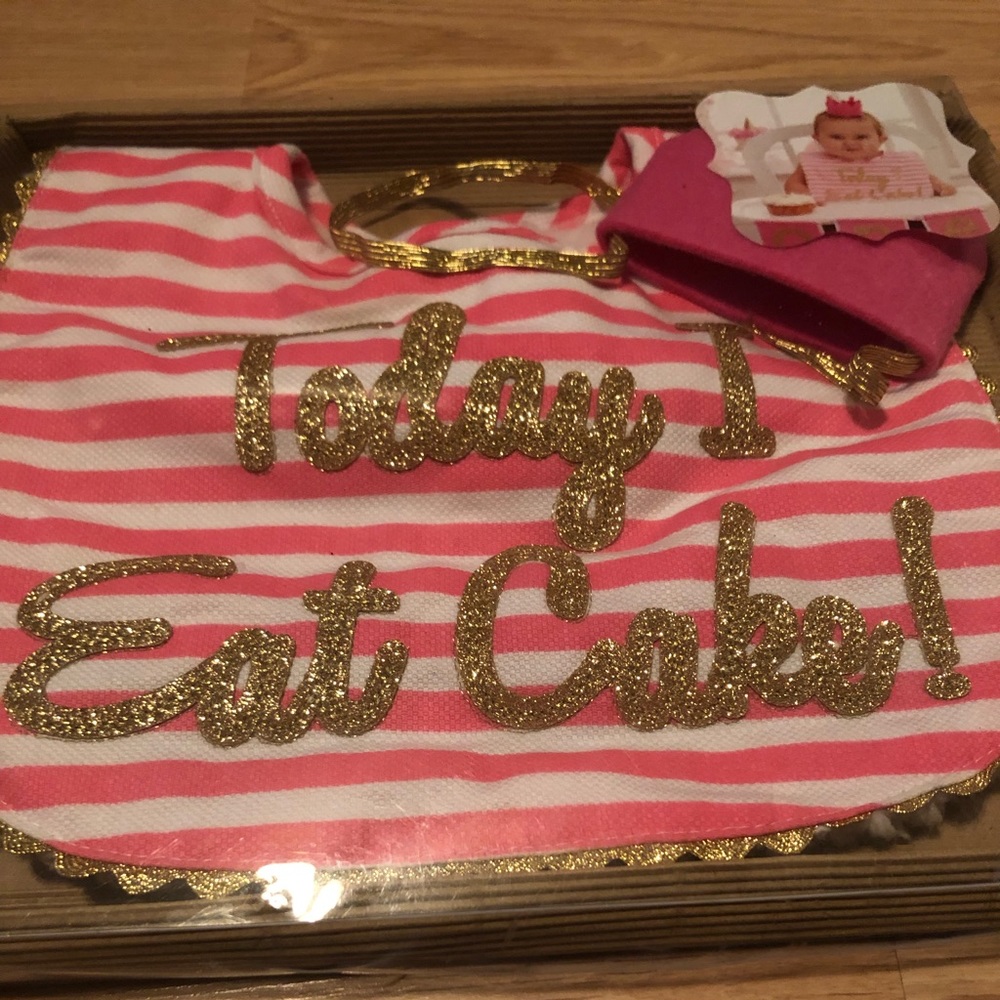 New In Box - Mud Pie “Today I Eat Cake” Bib Set